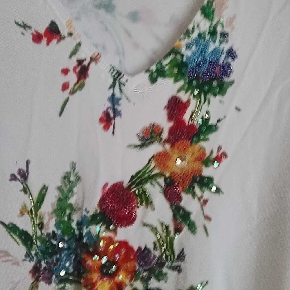 Vertigo Paris floral v neck top sz m - Picture 4 of 8